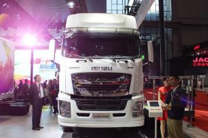 慶鈴 五十鈴巨咖 420馬力 4X2 國(guó)五 牽引車(chē)(QL4180W1KDR)