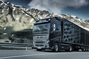 沃爾沃 新FH16重卡 700馬力 4X2 國五牽引車