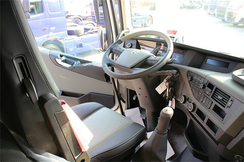 沃爾沃 新FH重卡 540馬力 6X4 國四牽引車(大件車)