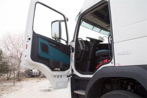 沃爾沃 新FM重卡 460馬力 6X2 國五牽引車(后提升橋)(國五)