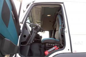 沃爾沃 新FM重卡 460馬力 6X2 國五牽引車(后提升橋)(國五)