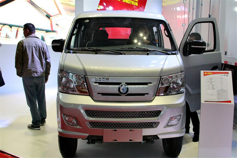 重汽王牌 W1系 1.8L 62馬力 柴油 2.3米 國(guó)四雙排欄板微卡(CDW1030S1M4)