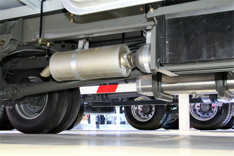 重汽王牌 W1系 1.8L 62馬力 柴油 2.3米 國(guó)四雙排欄板微卡(CDW1030S1M4)