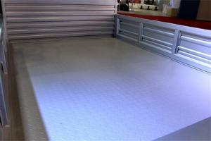 重汽王牌 W1系 2.2L 112馬力 汽油/CNG 2.8米 國(guó)五雙排欄板輕卡(CDW1031S2M5D)