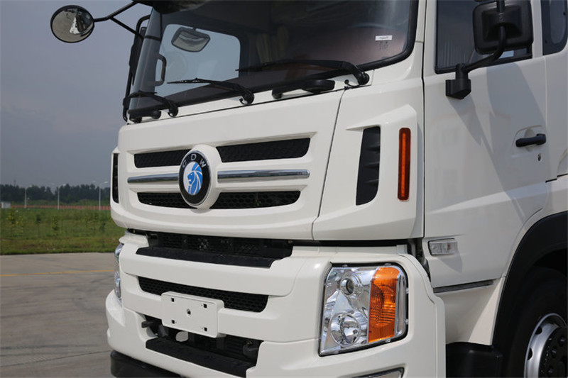 重汽王牌 W5B-H重卡 340馬力 4X2 國五牽引車(12檔)(CDW4180A1T5)