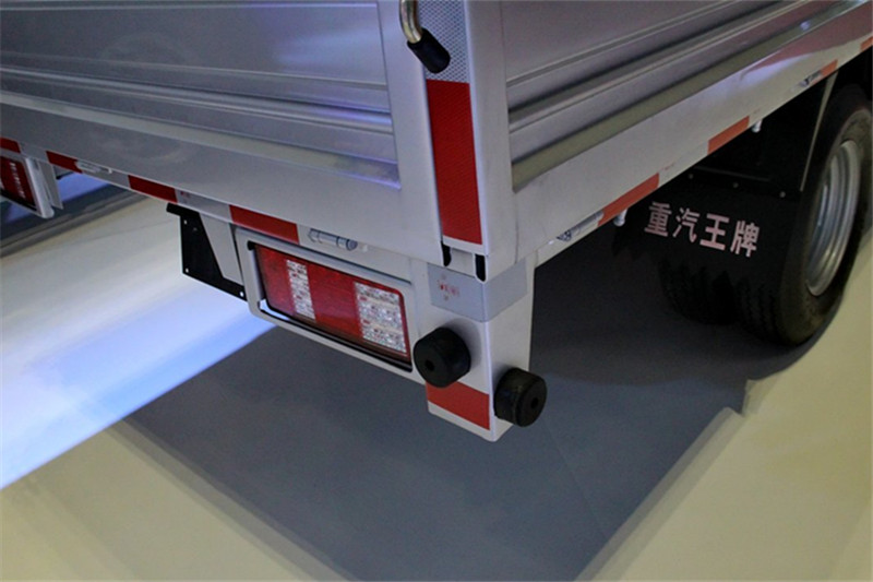 重汽王牌 W1系 61馬力 2.5米 國(guó)四雙排載貨微卡(CDW1030S3M4)