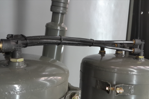 重汽王牌 W5D-M中卡 180馬力 4X2 6.8米 國四倉柵式載貨車(CDW5161CCYA1N4L)