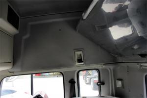 中國(guó)重汽 豪曼重卡 340馬力 4X2 國(guó)五牽引車(ZZ4188K10EB0)