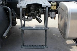 中國(guó)重汽 豪曼重卡 340馬力 4X2 國(guó)五牽引車(半高頂)(ZZ4188K10EB0)