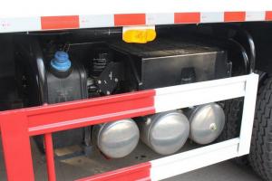 徐工 漢風(fēng)G7 350馬力 8X4 6.8米 國(guó)五 自卸車(NXG5310ZLJW5)