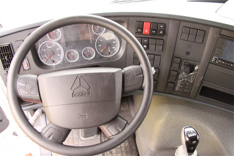 中國重汽 HOWO T6G重卡 380馬力 6X4 國五牽引車(ZZ4257N324WE1)