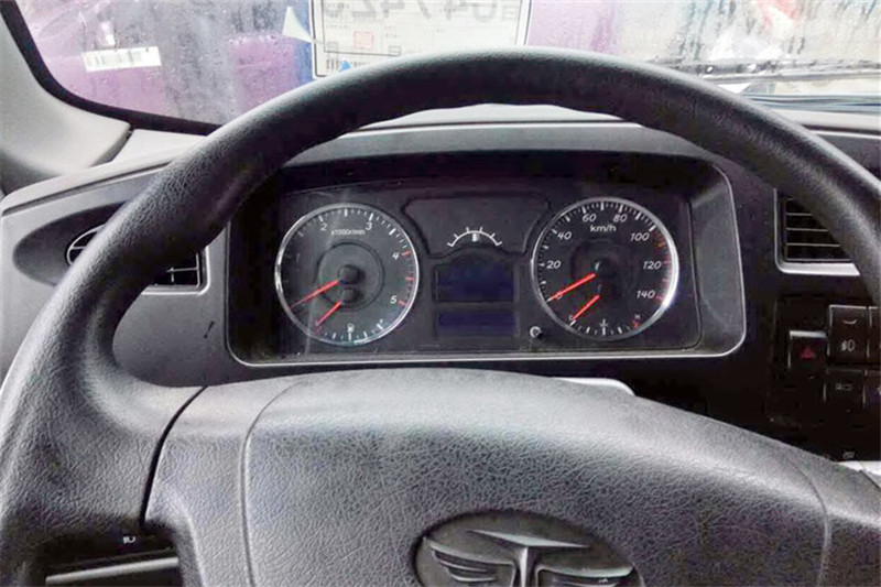 唐駿歐鈴 T7系列 143馬力 3.7米 4X2 國(guó)五自卸車(ZB3041UPD6V)