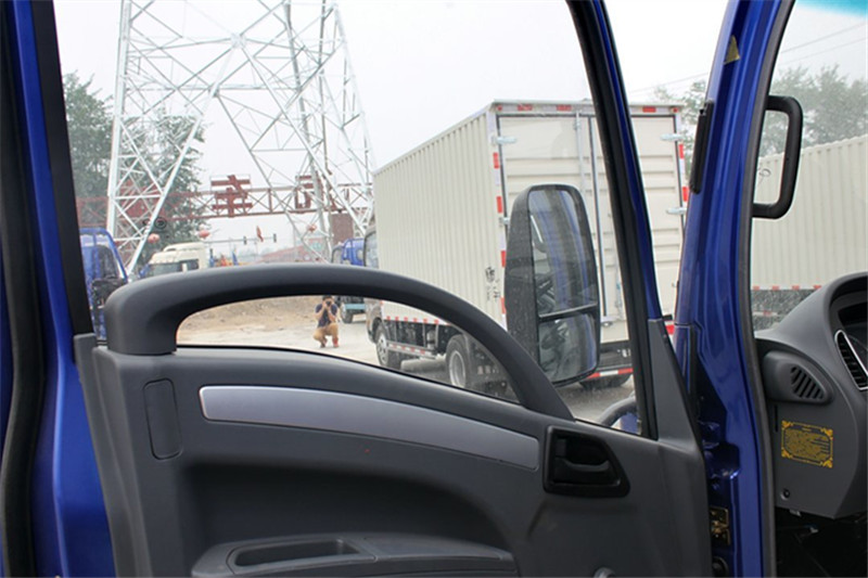 唐駿歐鈴 T1系列 83馬力 4X2 3.7米 國五單排倉柵式微卡ZB5040CCYKDD6V)