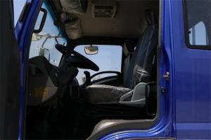 唐駿歐鈴 T6系列 185馬力 6.8米 6X2 國(guó)五排半欄板載貨車(chē)(ZB1250UPQ2V)