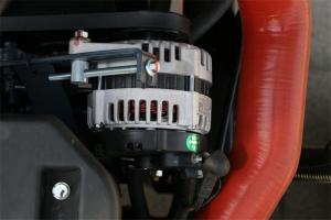 唐駿歐鈴 K7系列 143馬力 4.1米 4X2 國(guó)五單排欄板輕卡(ZB1040UDD6V)