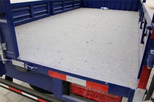 唐駿歐鈴 T1系列 83馬力 4X2 3.7米 國五單排倉柵式微卡ZB5040CCYKDD6V)