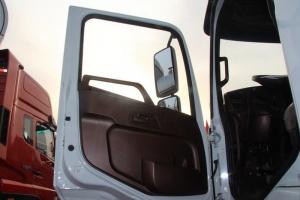 中國重汽 斯太爾D7B重卡 430馬力 6X4 國五 天然氣牽引車(ZZ4253N3841E1LBN)