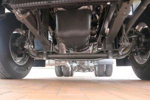 中國重汽 斯太爾D7B重卡 430馬力 6X4 國五 天然氣牽引車(ZZ4253N3841E1LBN)