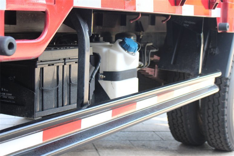 唐駿歐鈴 T7系列 143馬力 4.1米 國五單排欄板輕卡(ZB1040UDD6V)