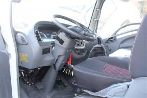 唐駿歐鈴 T7系列 143馬力 4.1米 國(guó)五單排欄板輕卡(ZB1040UDD6V)