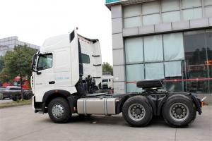 中國重汽 HOWO T7H重卡 400馬力 6X4危險(xiǎn)品牽引車(國五)(ZZ4257V324HE1W)(速比:3.36) 中國重汽 HOWO T7H重卡 400馬力 6X4危險(xiǎn)品牽引車(國五)(ZZ4257V324HE1W)(速比:3.36)