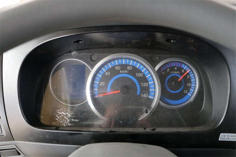 東風 凱普特K6-L 141馬力 4.2米 國五單排倉柵載貨車(EQ5041CCY8BD2AC)