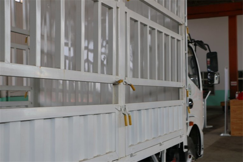 東風 凱普特K6-L 141馬力 4.2米 國五單排倉柵載貨車(EQ5041CCY8BD2AC)