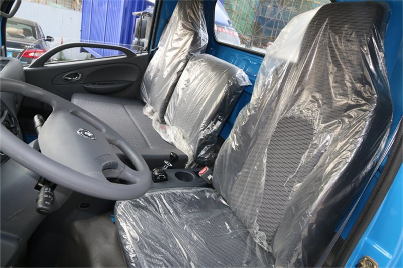 東風(fēng) 凱普特K6 115馬力 4.2米 國(guó)五單排廂式輕卡底盤(EQ5041XXY8BDBAC)