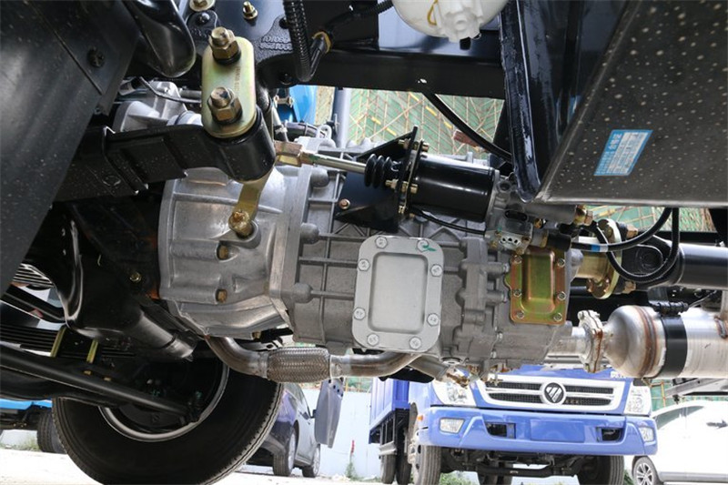 東風(fēng) 凱普特K6 115馬力 4.2米 國(guó)五單排廂式輕卡底盤(EQ5041XXY8BDBAC)