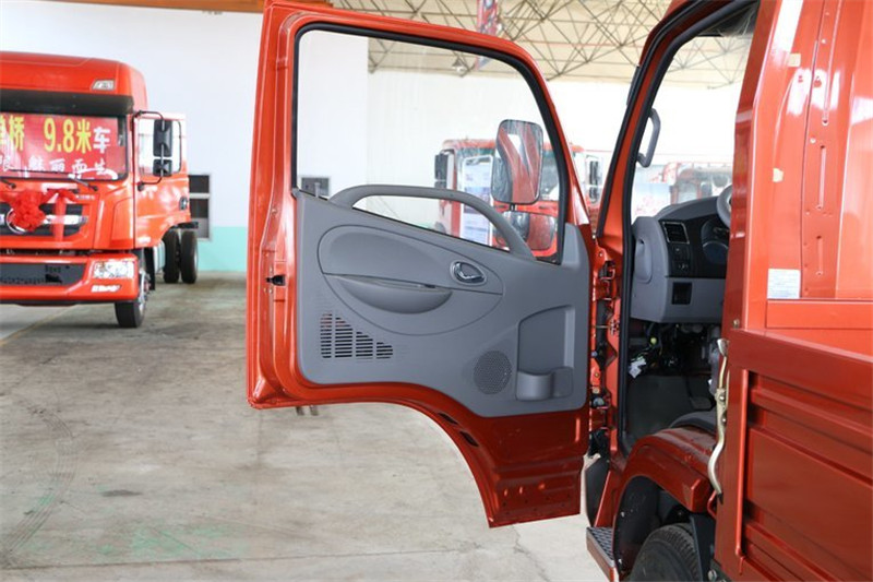 東風(fēng) 凱普特6-L 140馬力 4.2米 國五單排欄板輕卡(EQ1041S8BD2)