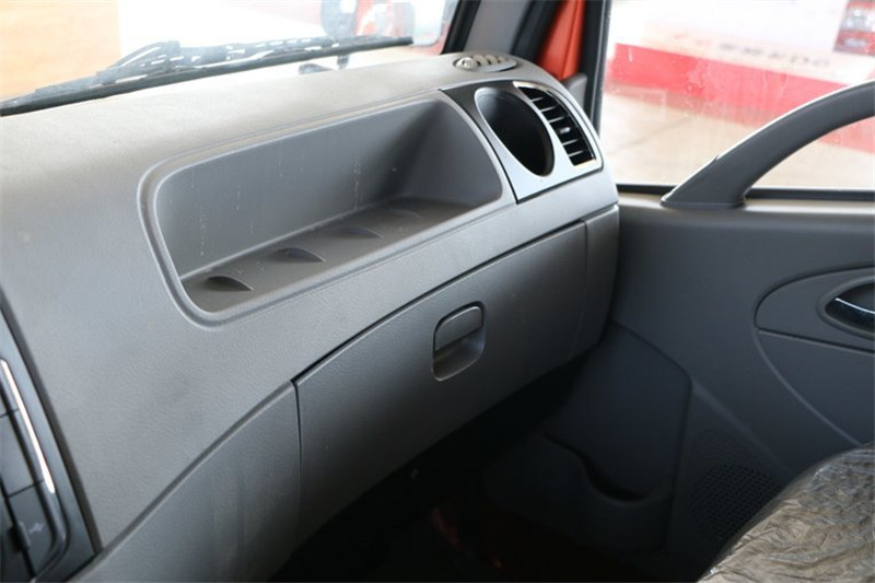 東風(fēng) 凱普特6-L 140馬力 4.2米 國五單排欄板輕卡(EQ1041S8BD2)