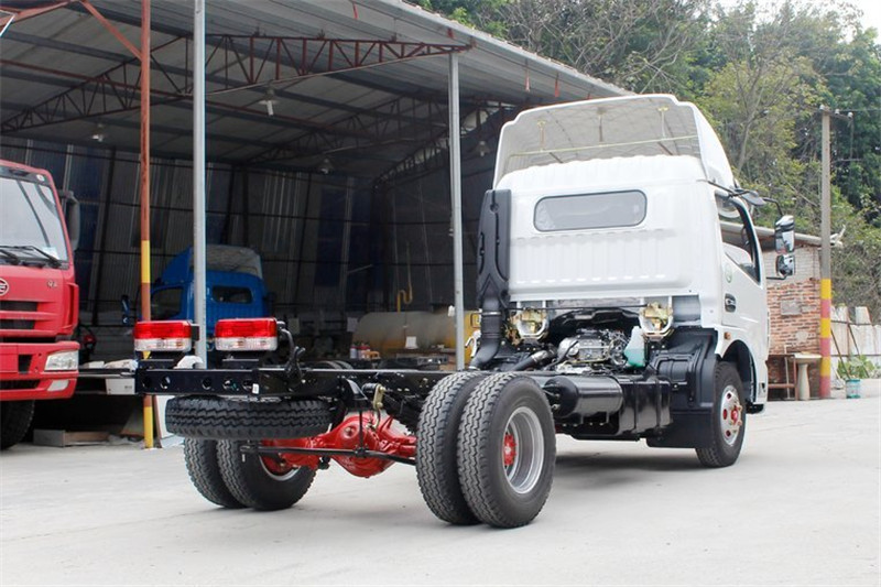 東風(fēng) 凱普特K6-L 150馬力 4.2米 國(guó)五單排廂式輕卡底盤(EQ5041XXY8BDBAC)