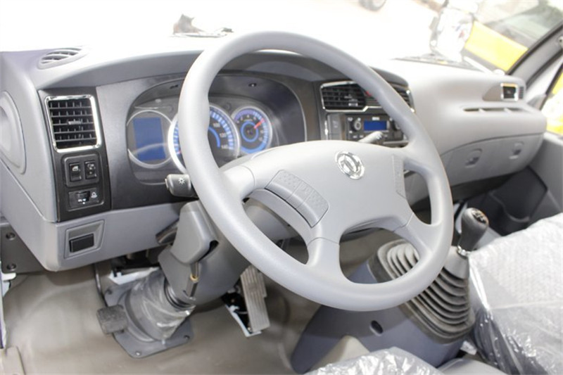 東風(fēng) 凱普特K6-L 150馬力 4.2米 國(guó)五單排廂式輕卡底盤(EQ5041XXY8BDBAC)