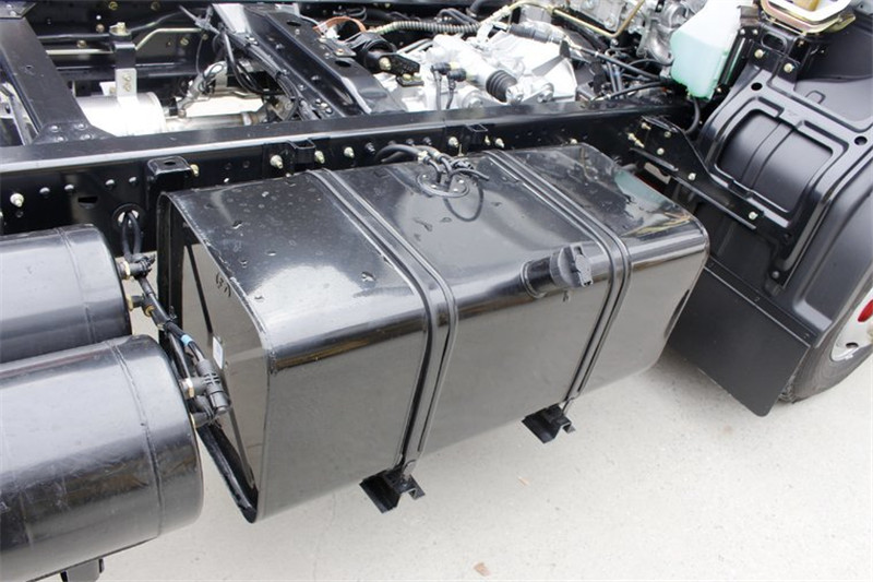 東風(fēng) 凱普特K6-L 150馬力 4.2米 國(guó)五單排廂式輕卡底盤(EQ5041XXY8BDBAC)