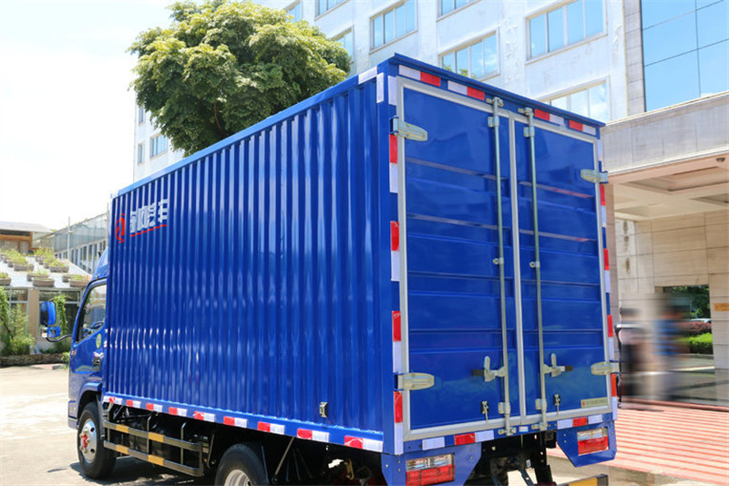 東風(fēng) 2018款 凱普特K6-L 150馬力 4.2米 國(guó)五單排廂式輕卡(EQ5070XXY8BDBAC)