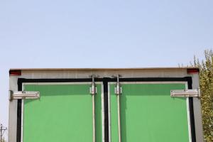 陜汽商用車 軒德X9 129馬力 4X2 4.05米 國五 冷藏車(SX5040XLCGP5)