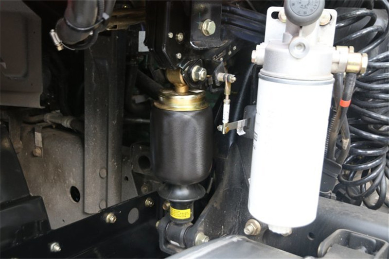 一汽解放 新J6P重卡 領(lǐng)航標(biāo)載版 南方款 460馬力 6X4 國五牽引車(CA4250P66K25T1A1E5)