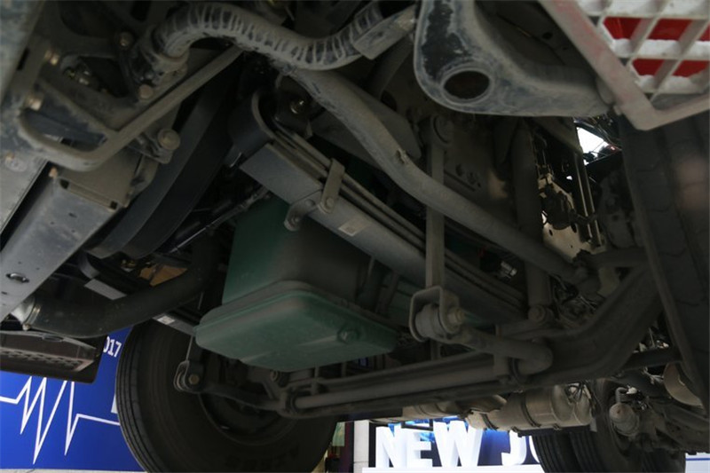 一汽解放 新J6P重卡 領(lǐng)航標(biāo)載版 南方款 460馬力 6X4 國五牽引車(CA4250P66K25T1A1E5)