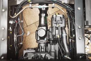 廣汽日野 700臻值系 380馬力 6X4國五牽引車(高頂)(YC4250SS2PK5)