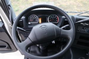 廣汽日野 700系列重卡 300馬力 4X2國五牽引車(平頂)(YC4180SH8JE5)