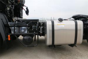 廣汽日野 700系列重卡 300馬力 4X2國五牽引車(平頂)(YC4180SH8JE5)