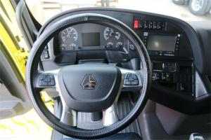 中國(guó)重汽 汕德卡SITRAK C7H重卡 480馬力 6X4 LNG國(guó)六牽引車(chē)(ZZ4256V384HF1LB)