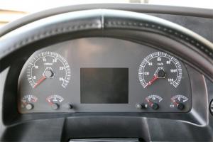 中國(guó)重汽 汕德卡SITRAK C7H重卡 480馬力 6X4 LNG國(guó)六牽引車(chē)(ZZ4256V384HF1LB)