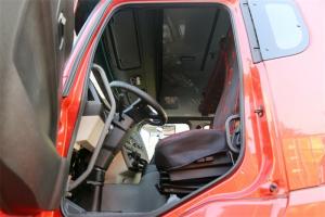 中國重汽 斯太爾D7B重卡 440馬力 6X4國五牽引車(曼后橋)(ZZ4253V3241E1BN)