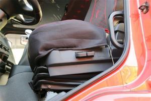 中國重汽 斯太爾D7B重卡 440馬力 6X4國五牽引車(曼后橋)(ZZ4253V3241E1BN)