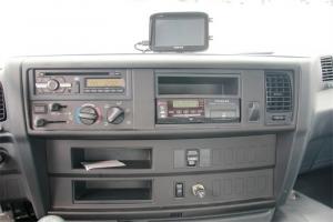 廣汽日野 700系列重卡 300馬力 4X2 國五轎運車底盤(平頂)(YC1180FH8JW5)