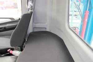 廣汽日野 700系列重卡 300馬力 4X2 國五轎運車底盤(平頂)(YC1180FH8JW5)