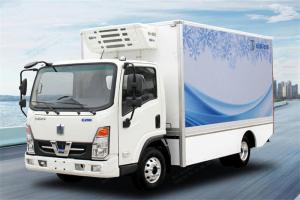 吉利遠(yuǎn)程 E200 4.5T 3.9米單排廂式純電動(dòng)冷藏車(DNC5042XLCBEVK3)