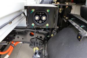 吉利遠(yuǎn)程 E200 4.5T 4.1米單排欄板式純電動(dòng)輕卡(DNC1049BEVK1)86kWh