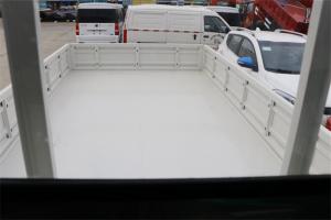 吉利遠(yuǎn)程 E200 4.5T 4.1米單排欄板式純電動(dòng)輕卡(DNC1049BEVK1)86kWh